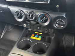2018 Toyota Hilux SR