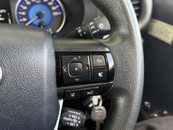 2019 Toyota Hilux SR