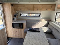 2020 Avan Aspire 499 Pop Top