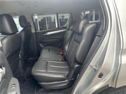 2016 Isuzu MU-X LS-T