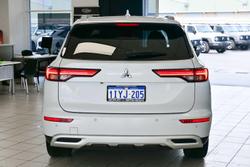 2024 Mitsubishi Outlander LS