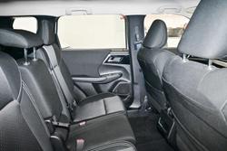 2024 Mitsubishi Outlander LS