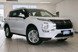 2024 Mitsubishi Outlander LS