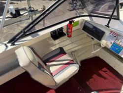 2001 QUINTREX 4.10 Bermuda Islander
