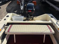 2001 QUINTREX 4.10 Bermuda Islander