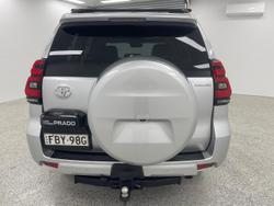 2018 Toyota Landcruiser Prado Kakadu GDJ150R 4X4 Dual Range Silver Pearl