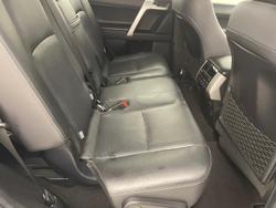 2018 Toyota Landcruiser Prado Kakadu GDJ150R 4X4 Dual Range Silver Pearl