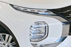 2024 Mitsubishi Outlander LS