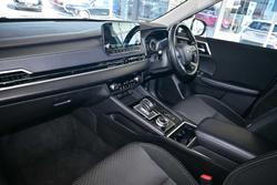 2024 Mitsubishi Outlander LS