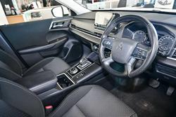 2024 Mitsubishi Outlander LS