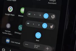 2025 Volvo XC60 Plus T8 Plug-In Hybrid Dark