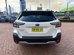 2025 Subaru Outback AWD Touring