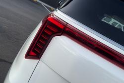 2025 Kia Carnival GT-Line HEV