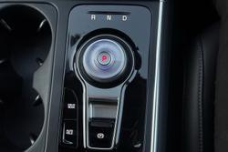 2025 Kia Carnival GT-Line HEV