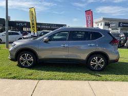 2022 Nissan X-TRAIL ST-L