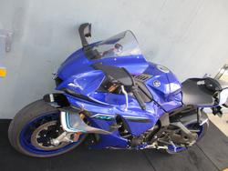 2025 Yamaha YZF-R1 BLUE