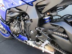 2025 Yamaha YZF-R1 BLUE