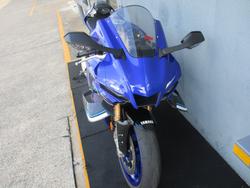 2025 Yamaha YZF-R1 BLUE