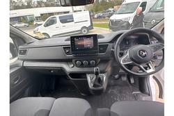 2024 Renault Trafic Pro X82 MY24 Glacier White (369)