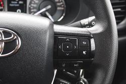 2022 Toyota Hilux SR