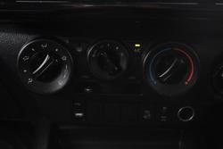 2022 Toyota Hilux SR