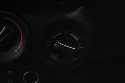 2022 Toyota Hilux SR