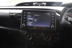 2022 Toyota Hilux SR