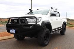 2022 Toyota Hilux SR