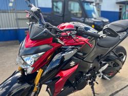2015 Suzuki GSX-S1000 Red