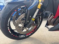 2015 Suzuki GSX-S1000 Red