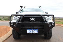 2023 Toyota Hilux SR