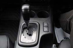 2023 Toyota Hilux SR