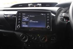 2023 Toyota Hilux SR