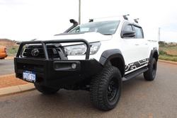 2023 Toyota Hilux SR