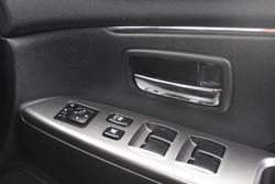 2024 Mitsubishi ASX LS
