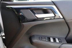 2023 Mitsubishi Outlander LS Black Edition