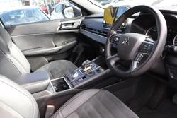 2023 Mitsubishi Outlander LS Black Edition