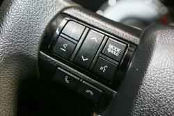 2023 Toyota Hilux SR