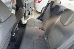 2014 Suzuki Swift GL FZ MY14 Snow White