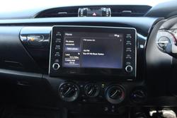2021 Toyota Hilux SR