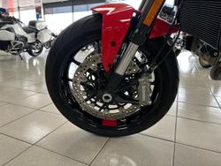 2022 Ducati Monster 937 Monster Red