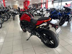 2022 Ducati Monster 937 Monster Red