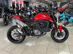 Ducati Monster 937