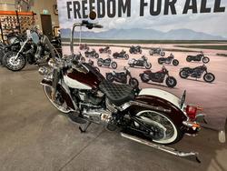 2021 HARLEY-DAVIDSON FLHC HERITAGE CLASSIC (107)