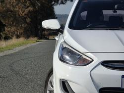 2016 Hyundai Accent Active
