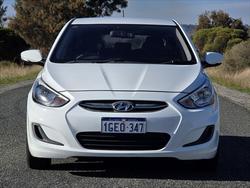 2016 Hyundai Accent Active