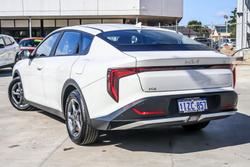2025 Kia K4 S
