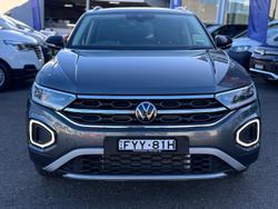 2025 Volkswagen T-Roc 110TSI Style