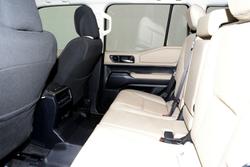 2025 Toyota Landcruiser Prado VX