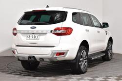 2022 Ford Everest Titanium